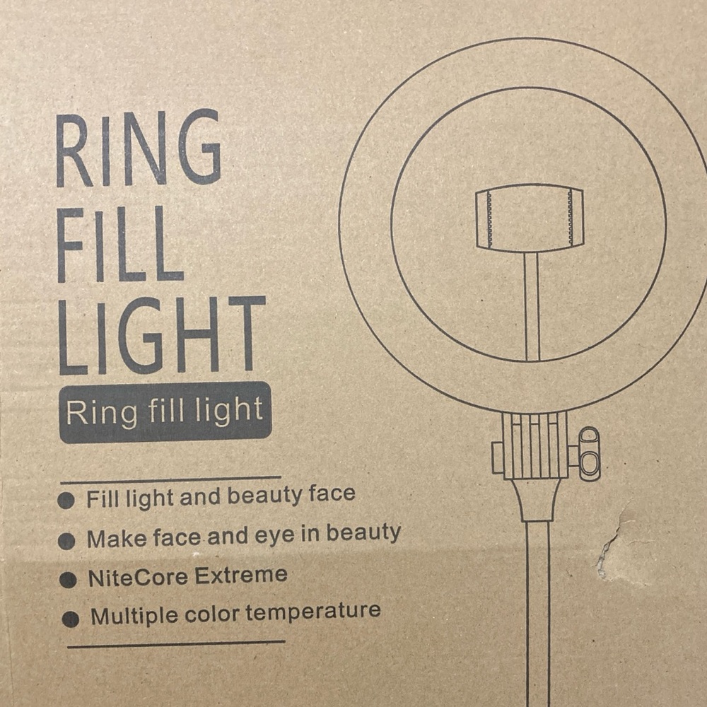 🆕 Ring Light with Phone Holder - Picture 2 of 7